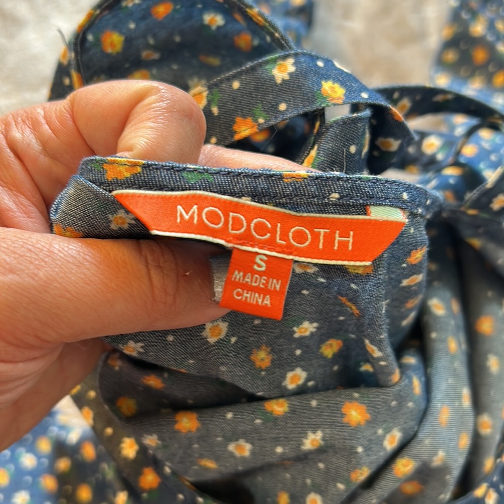 ModCloth daisy shift dress - Picture 5 of 6